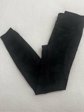 Lululemon Black Camo Leggings